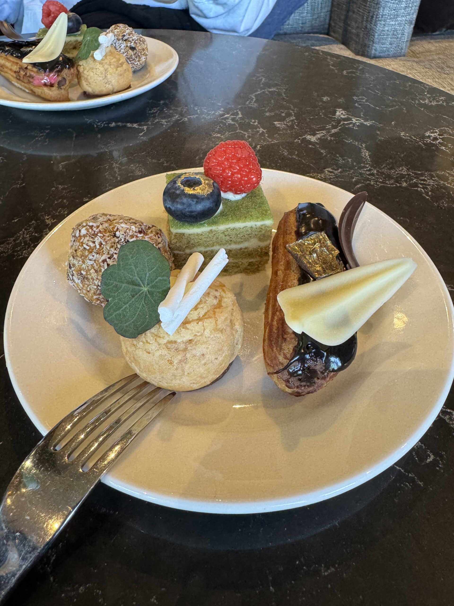 シェラトングランド・シドニー・ハイドパークのラウンジ軽食プレート