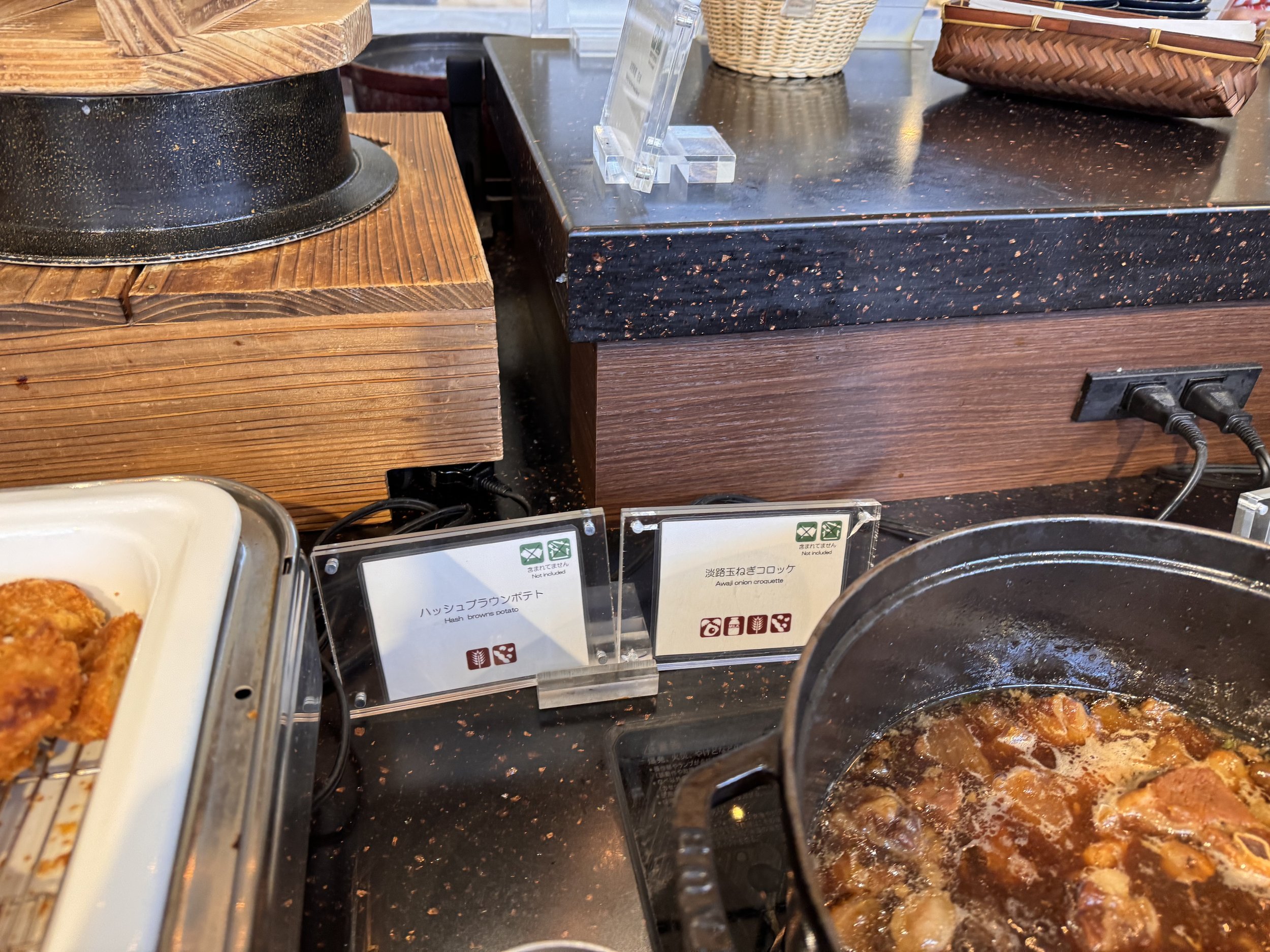 神戸シェラトン ホテル＆タワーズ朝食ビュッフェの肉料理