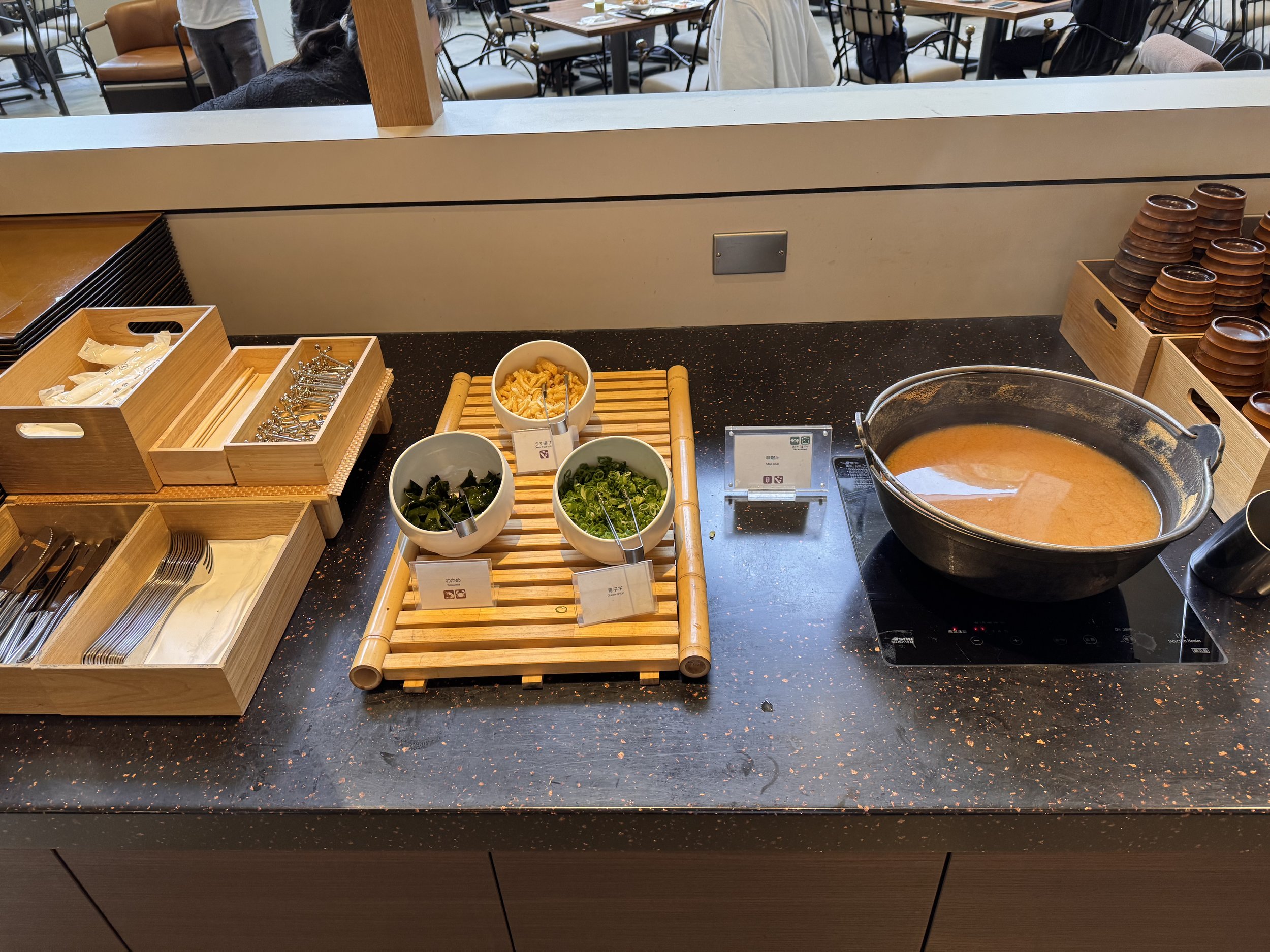 神戸シェラトン ホテル＆タワーズ朝食ビュッフェの薬味と温菜