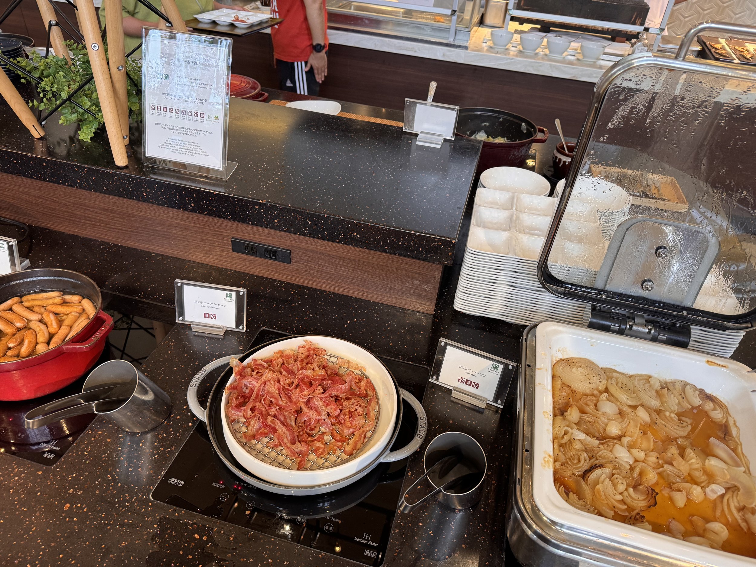 神戸シェラトン ホテル＆タワーズ朝食ビュッフェのホットミール