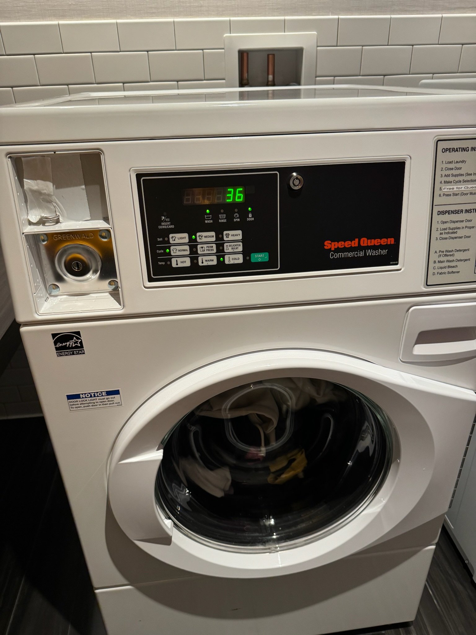  無料で使えたコインランドリー。 