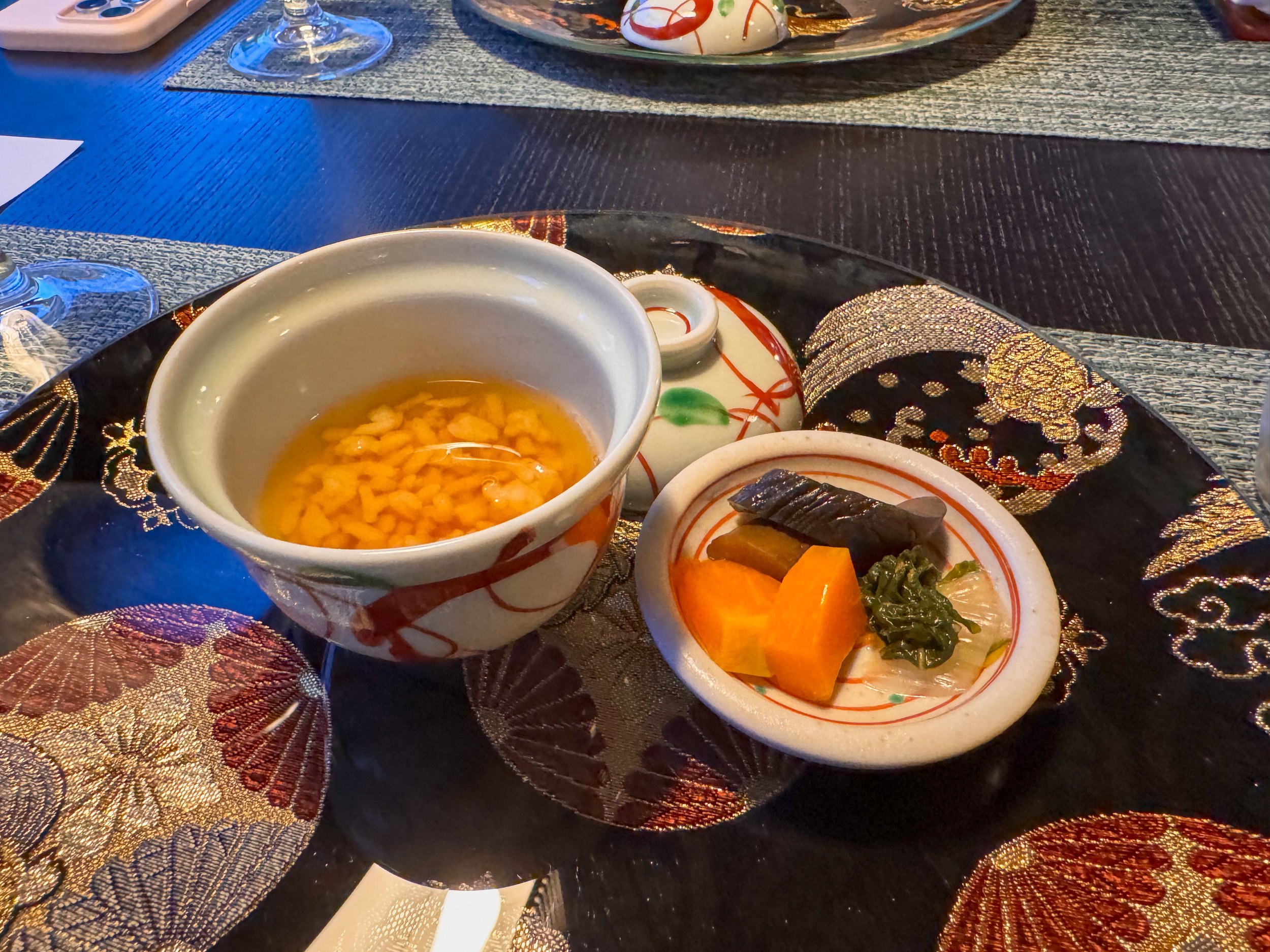 紫翠奈良の和食コースの先付けと椀物