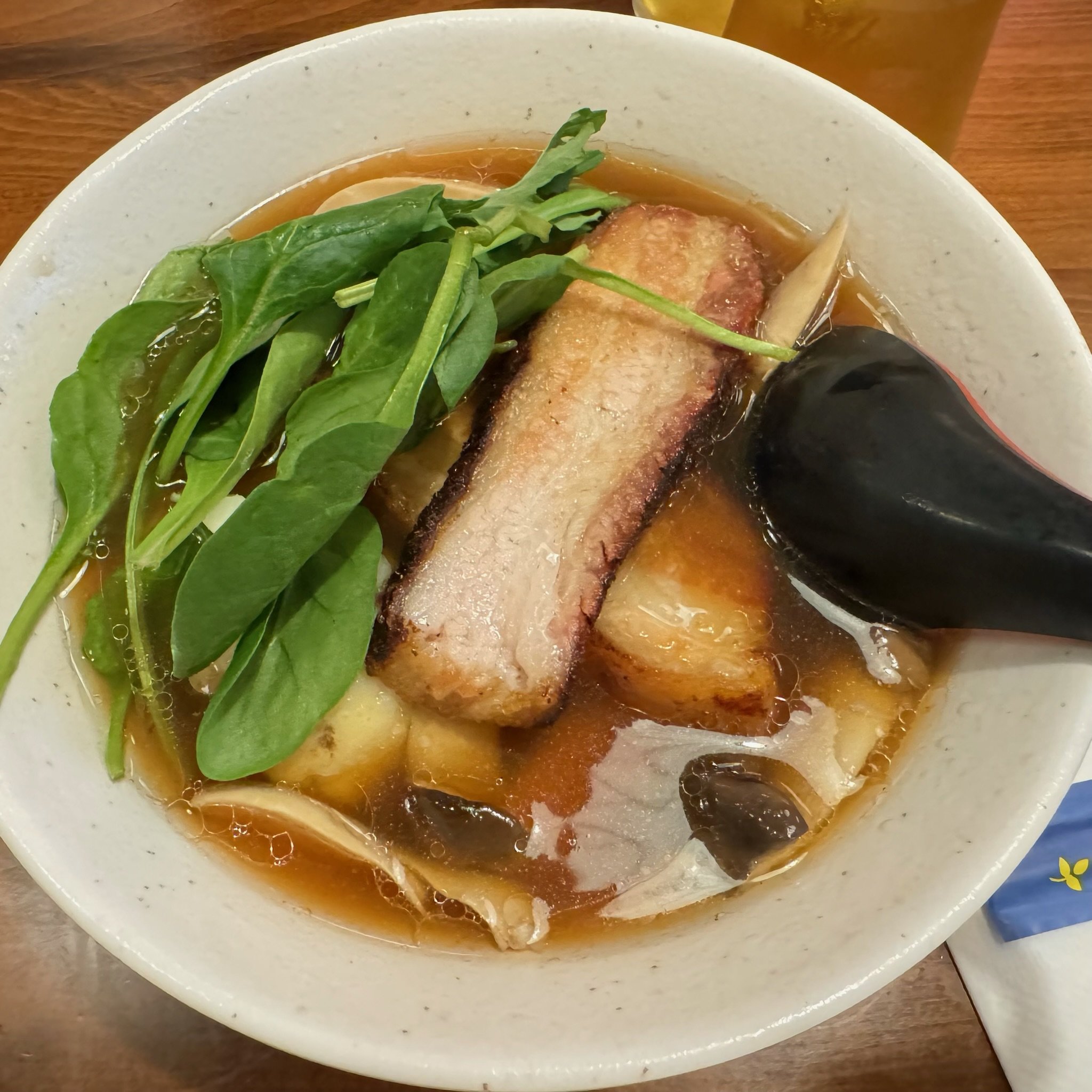  TANIKUで注文したゆず醤油ラーメン。 