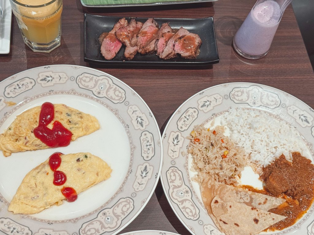 ルメリディアン・クアラルンプールのラウンジ食事プレート