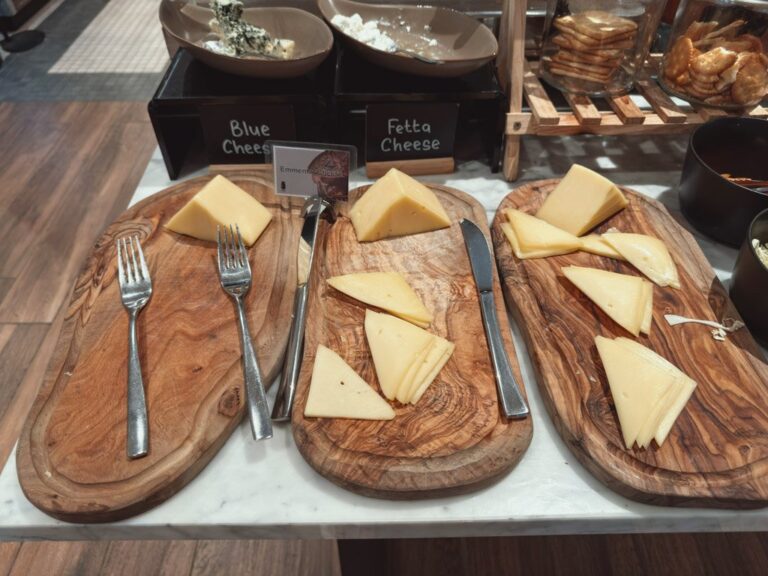 パームガーデンホテル朝食ビュッフェのサンドイッチ