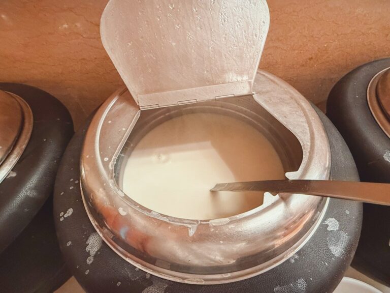 ホンタホテル上海朝食ビュッフェの豆乳
