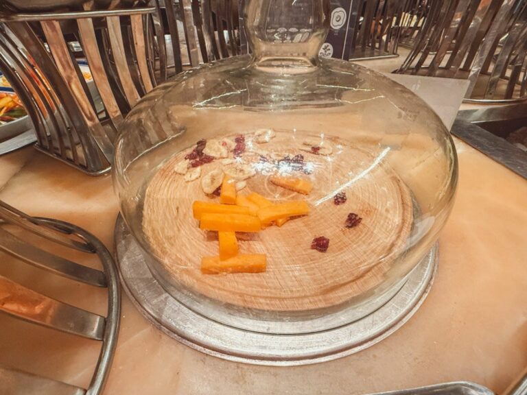 ホンタホテル上海朝食ビュッフェのドライフルーツ