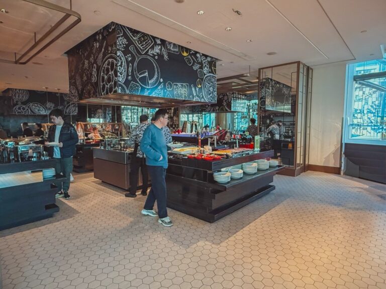 W蘇州The Kitchen Tableのビュッフェカウンター