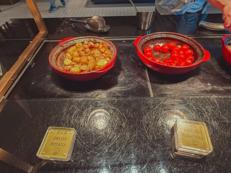 W蘇州朝食ビュッフェのフルーツ