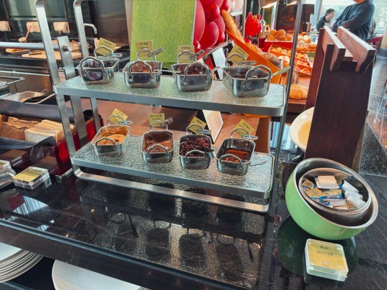 W蘇州朝食ビュッフェの温菜と小鉢