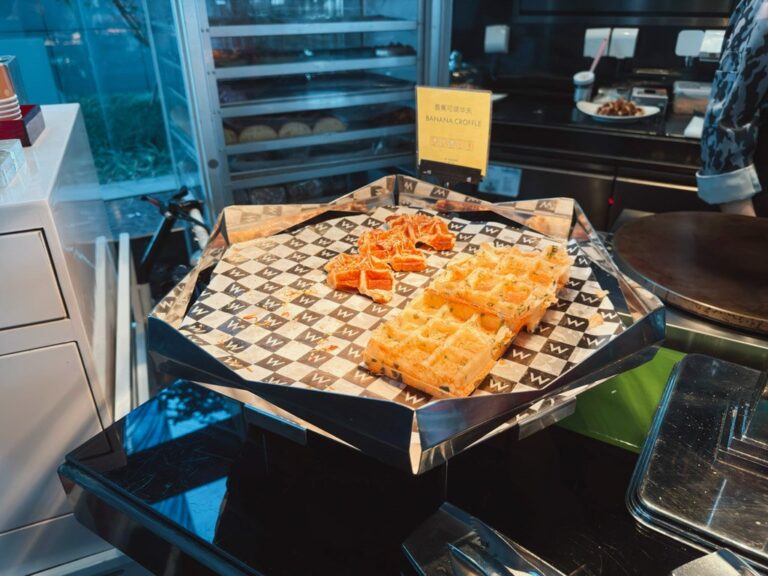 W蘇州朝食ビュッフェのワッフル