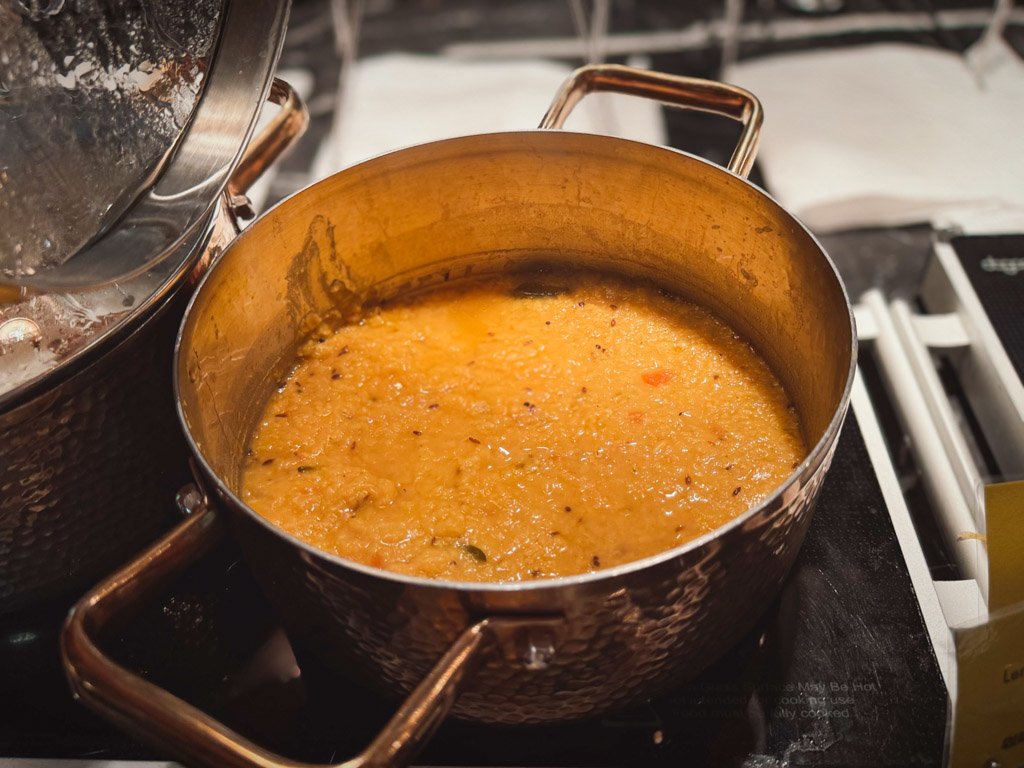 W香港KITCHEN朝食ビュッフェのカレー