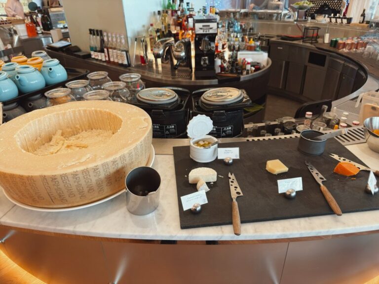 W大阪朝食ビュッフェのコーヒーと紅茶コーナー