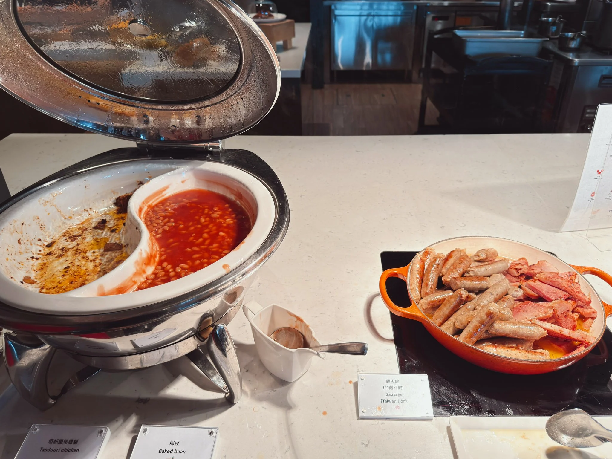 W台北朝食ビュッフェの麺料理