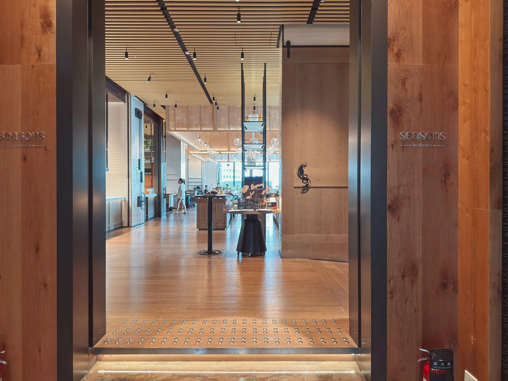 W台北Seasons by Olivier E.の店内