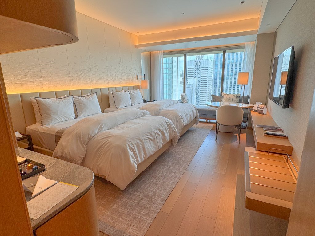 ウェスティンホテル横浜デラックスダブル客室のベッド