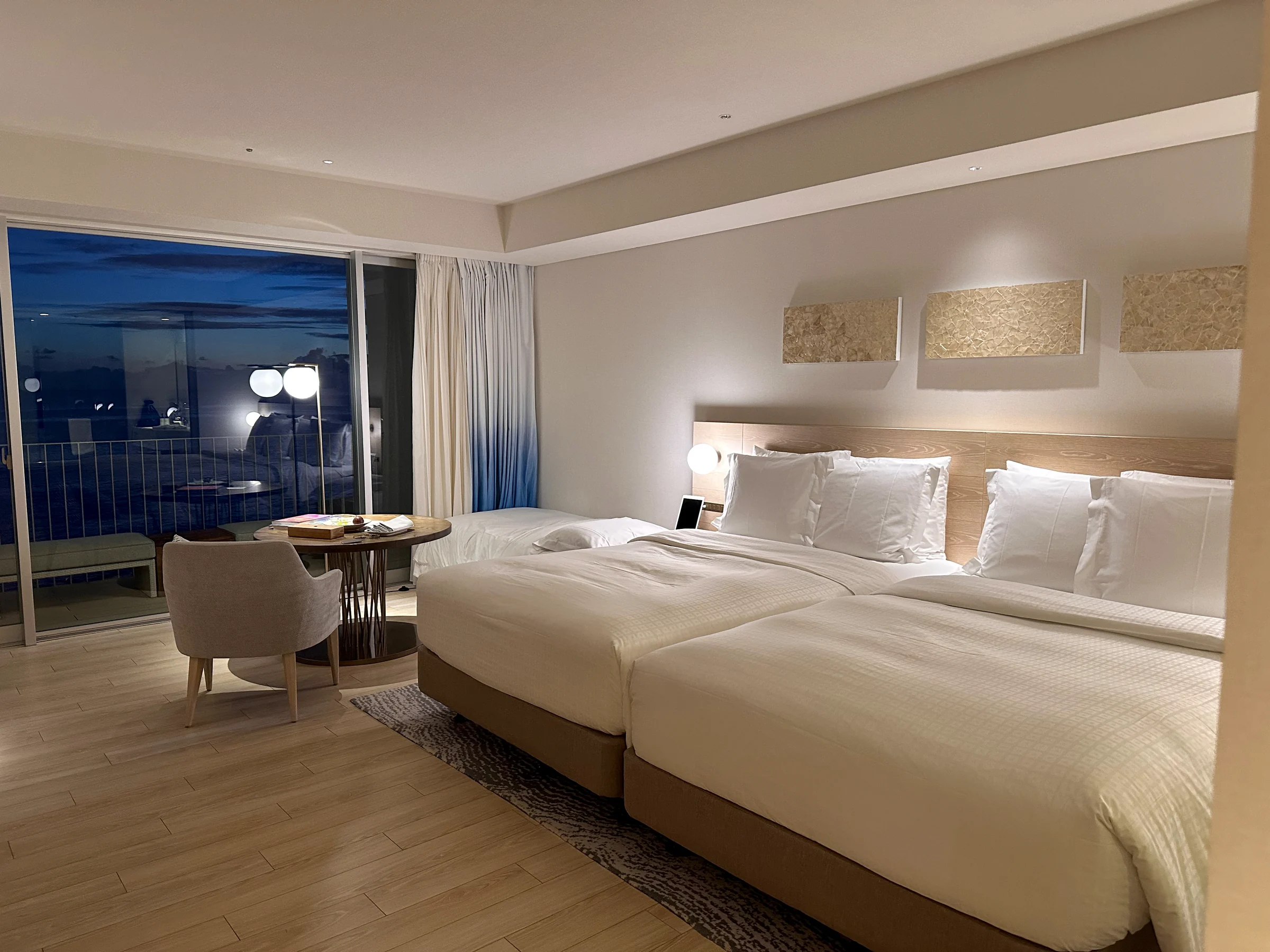 The room with an extra bed added.