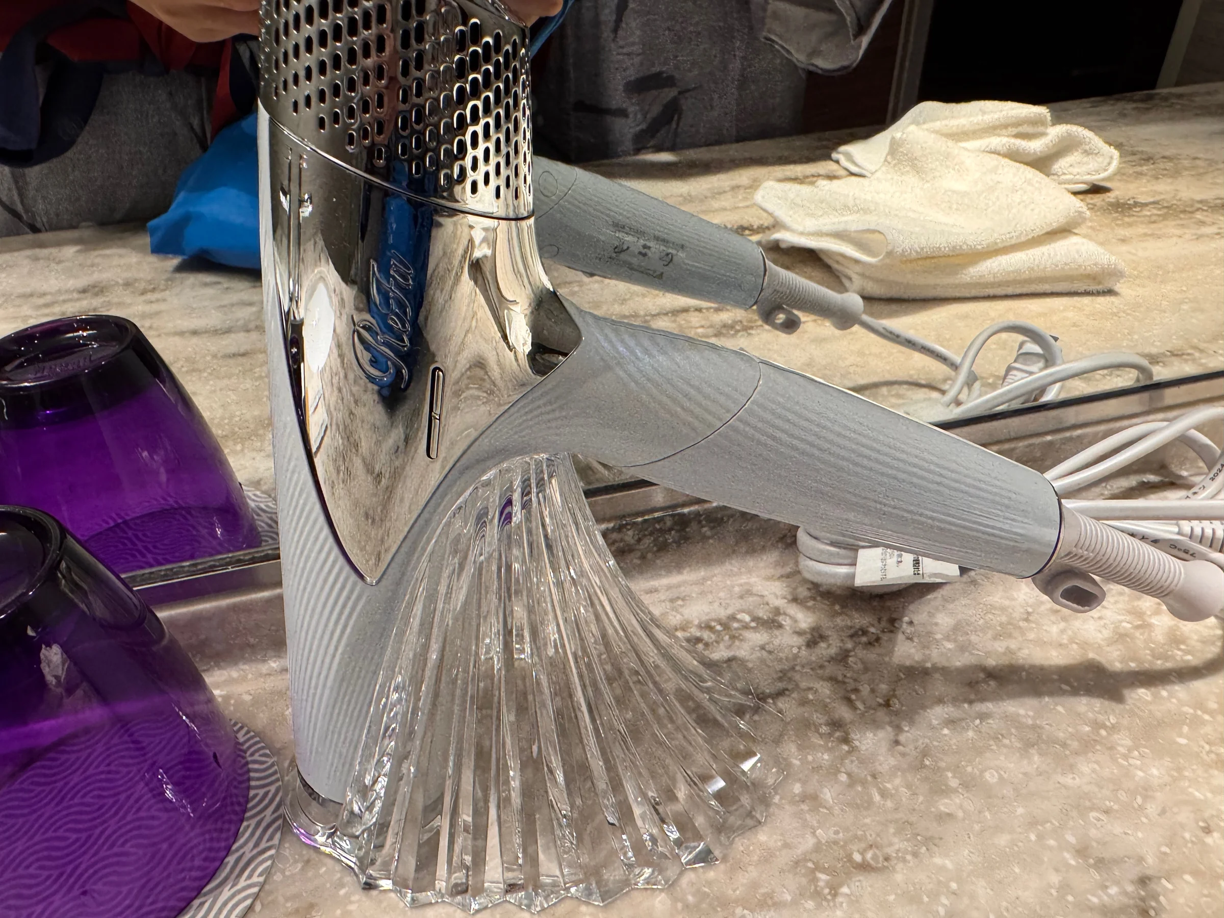 The ReFa hair dryer, light and powerful