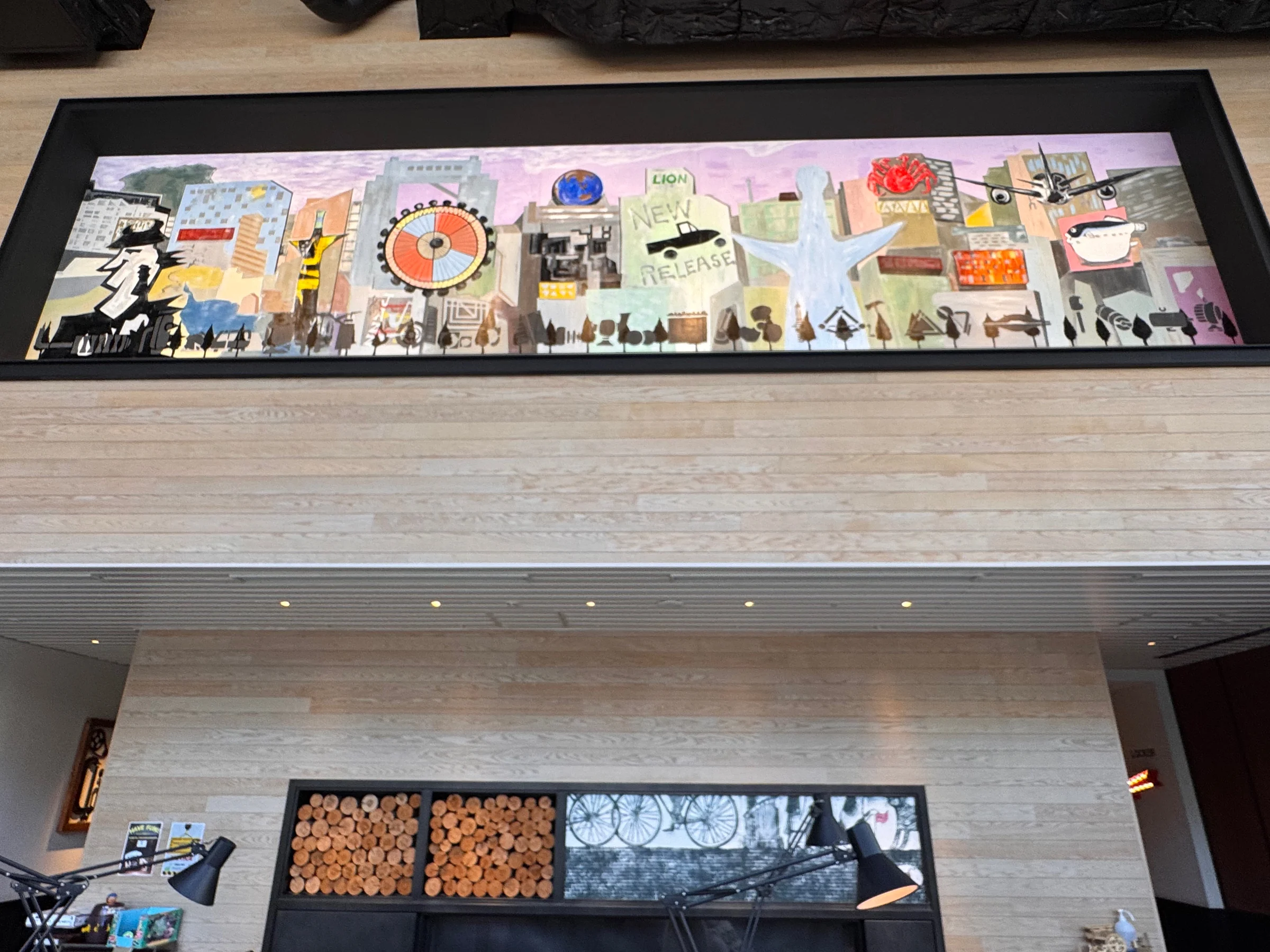 Osaka motifs decorating the lobby wall