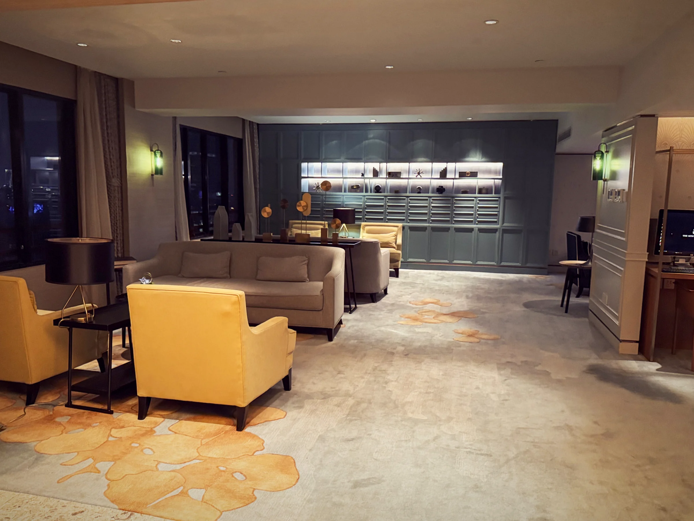 The club lounge at night