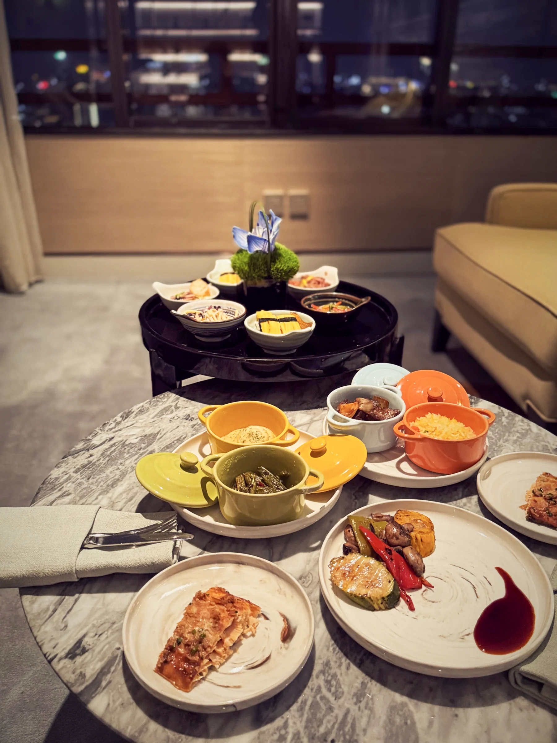 My dinner choices in the lounge