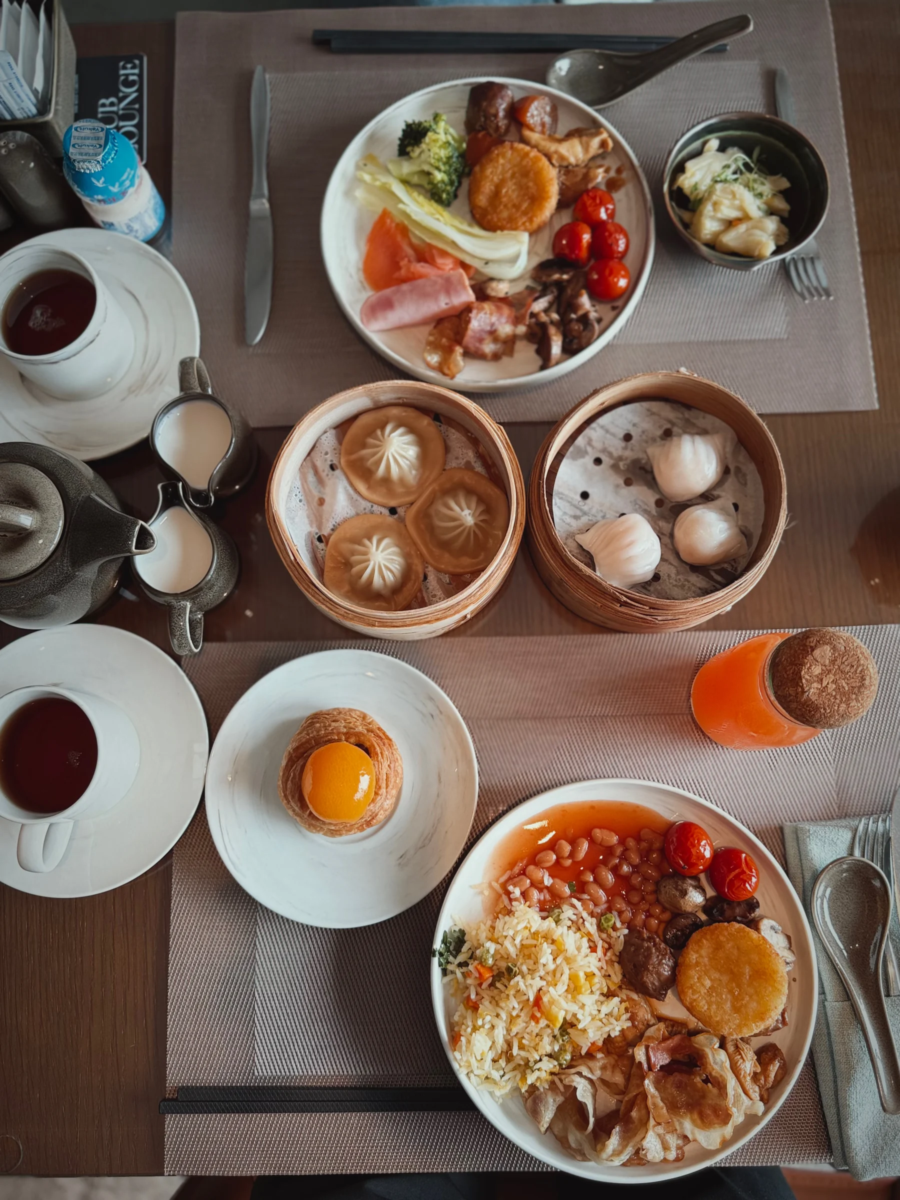 Breakfast with dim sum and eggs