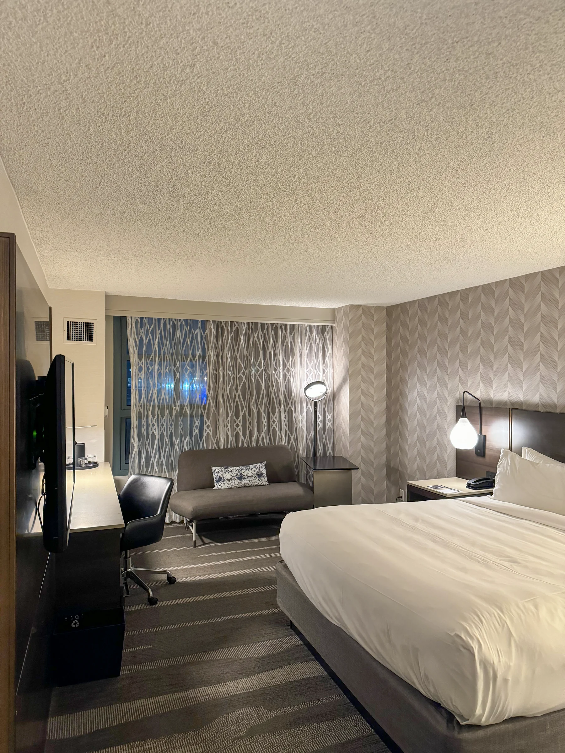 The high-floor king room I was upgraded to.