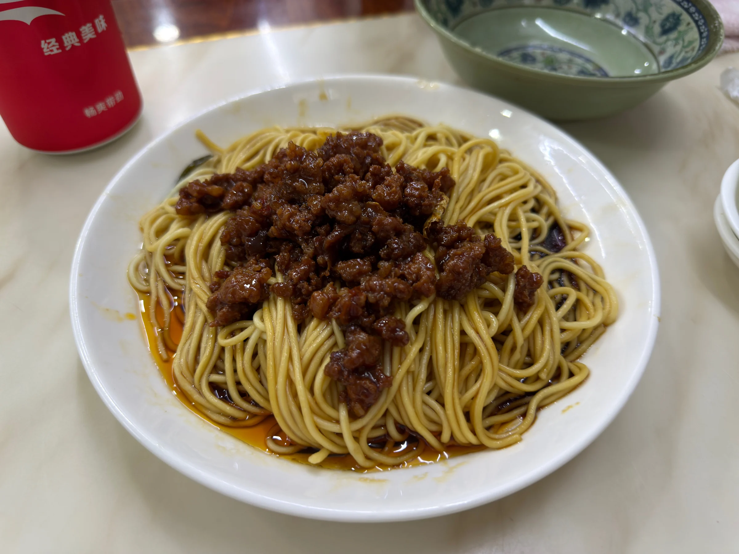 街歩きの途中でいただいた麺料理