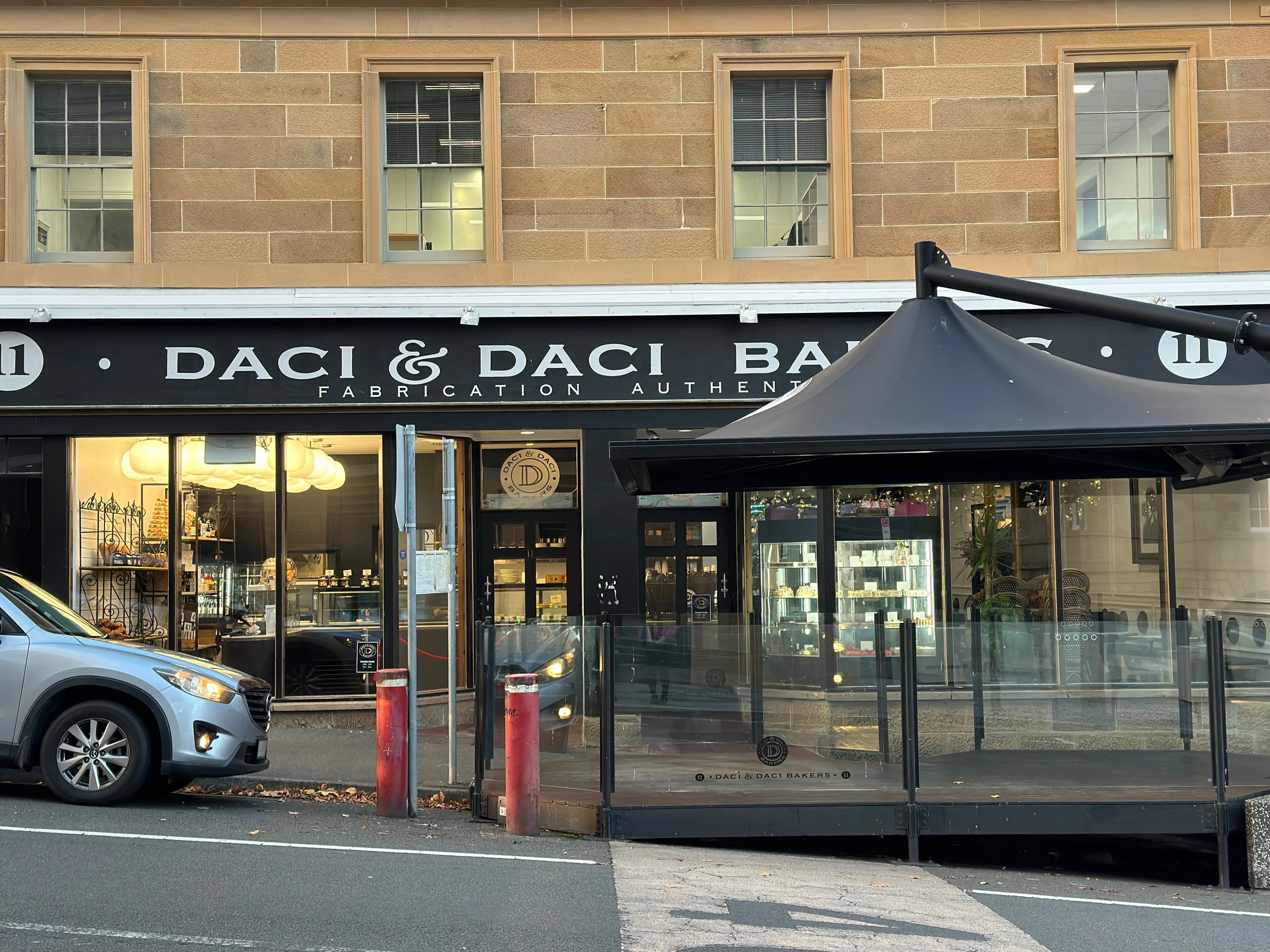 Daci Daci, which I visited every day.