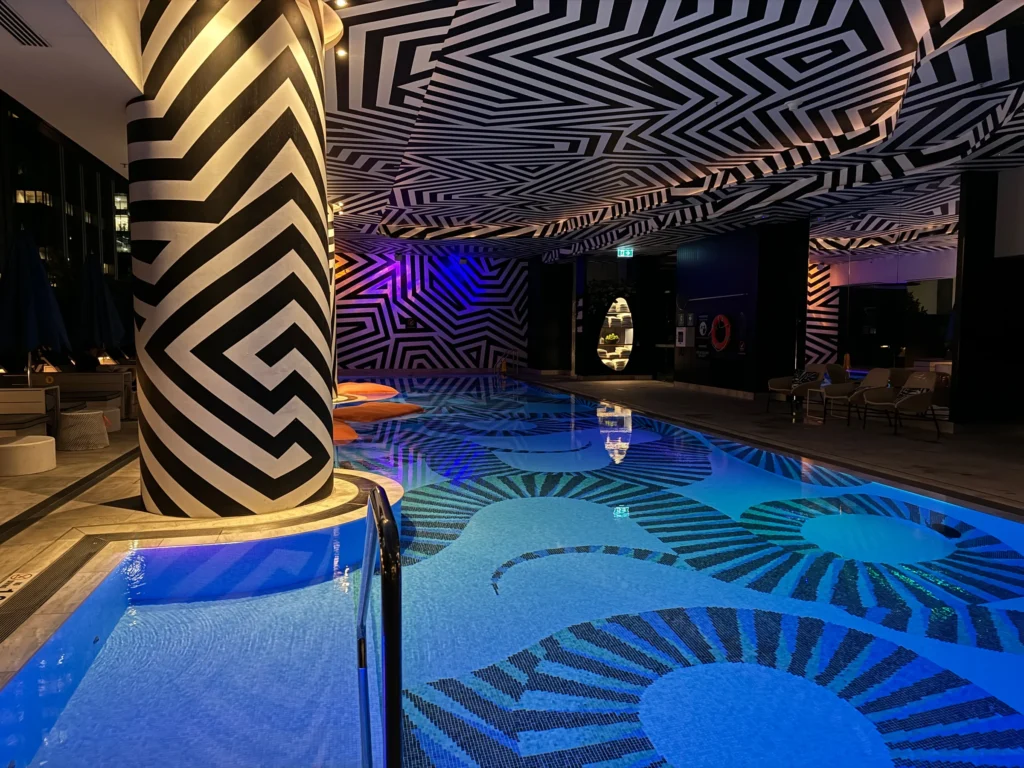 W Brisbane