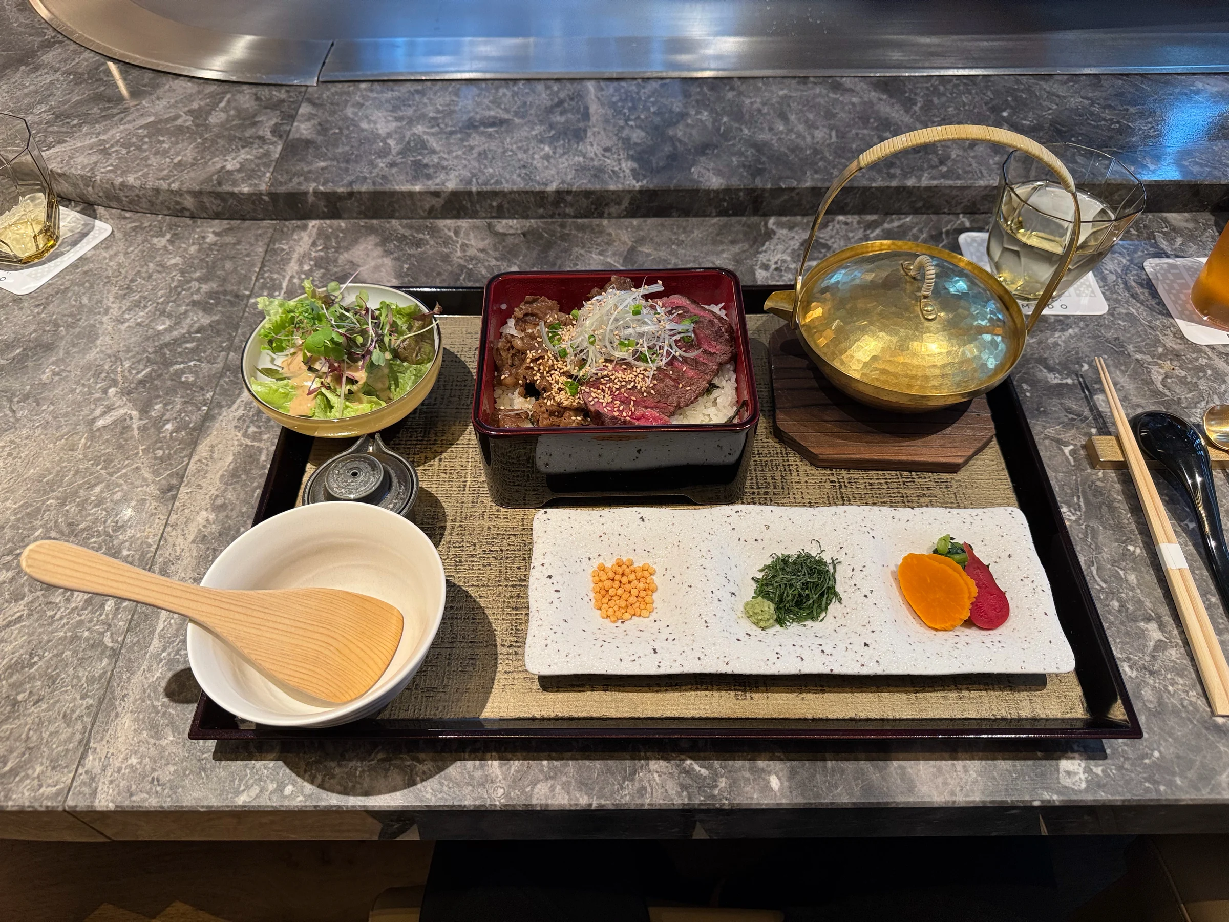 Wagyu hitsumabushi and condiments
